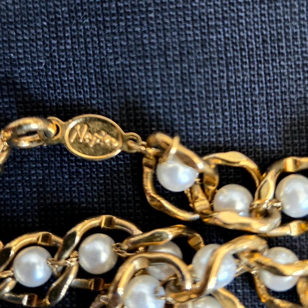 Vintage Napier gold tone long chain necklace with faux pearls. - Picture 8 of 8